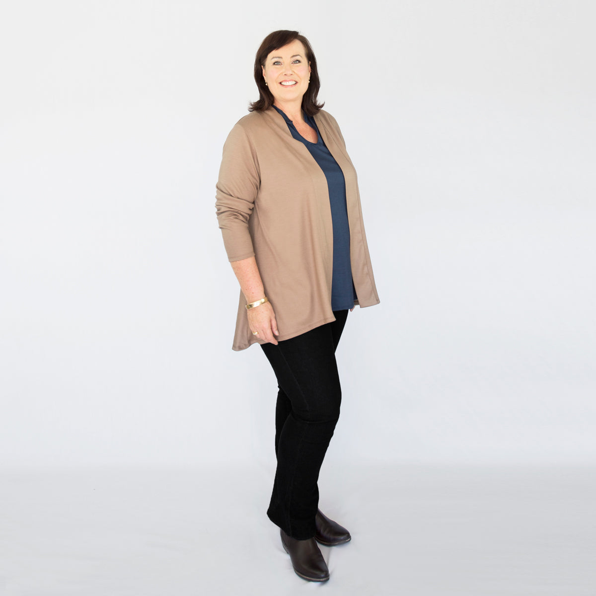 Merino Short Swing Jacket Taupe